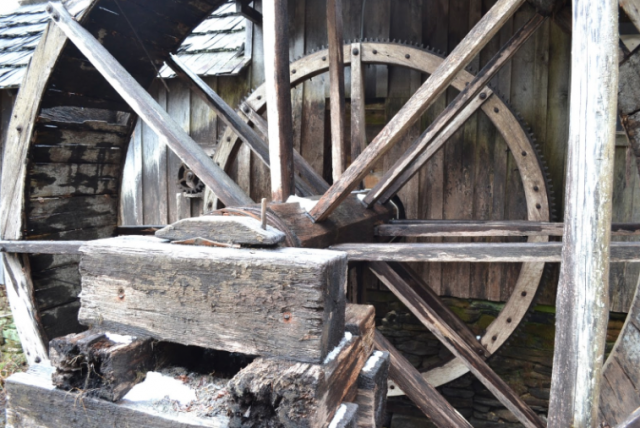 Renewing a Southern Appalachian icon, Chapter 3: The Wood