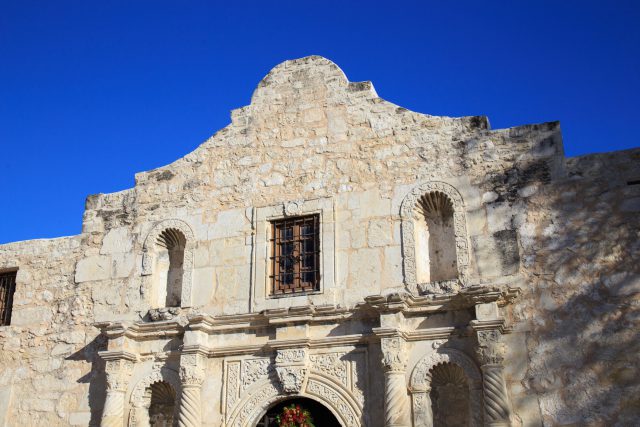 Dismembering the Alamo: Davy Crockett